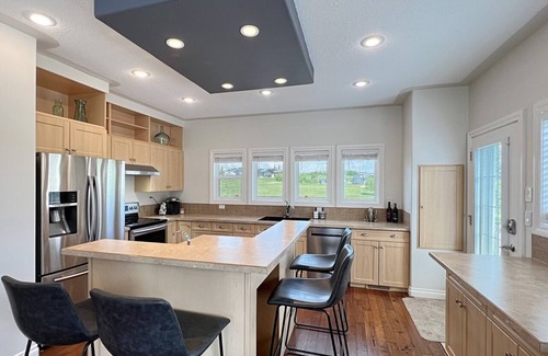Pine Lake House | Golf Retreat with Lake Access!