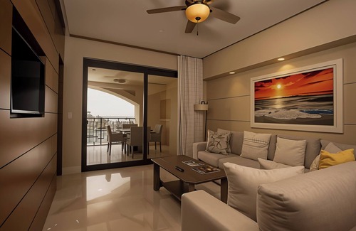 Los Cangrejos II y III Hotel | Golf, Spa and Beachfront Luxury