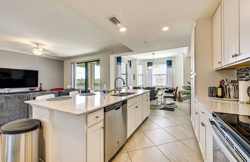 Lakewood Ranch Condo | Golf & Spa Escape: Chic Lakewood National Condo!