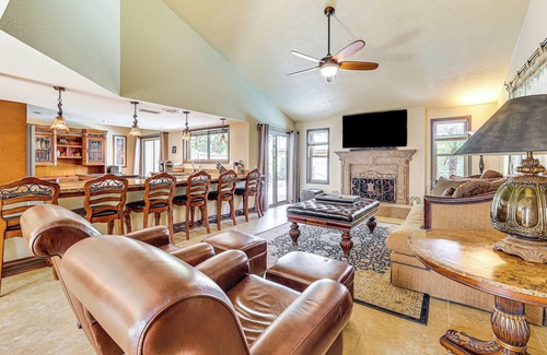 Cottonwood House | Golf, Swim & Grill: Snowbird’s Escape in Sun Lakes