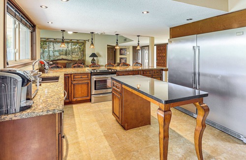 Cottonwood House | Golf, Swim & Grill: Snowbird’s Escape in Sun Lakes