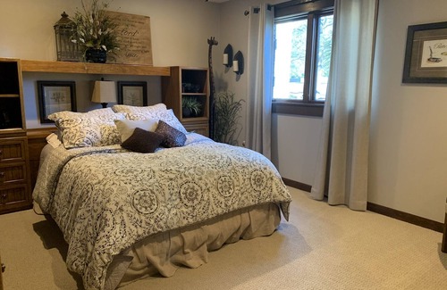 Grovetown House | Golf Tourn Week Rental - 4/3 Estate w/Heated Pool, Pool Table, Theater + extras