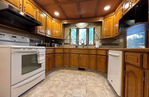 Regina House | Golf View House - Peacefull, Relaxing, Family-Friendly Home