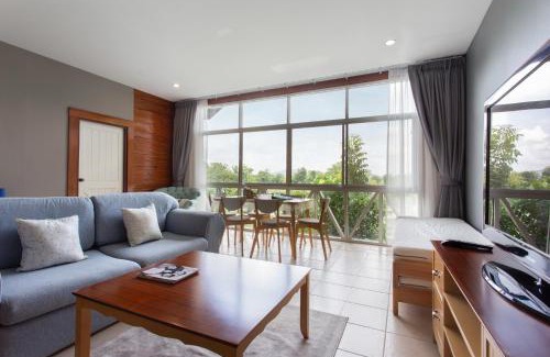 Khanong Phra Apartment | Golf View Suite Private Apartment Khao Yai