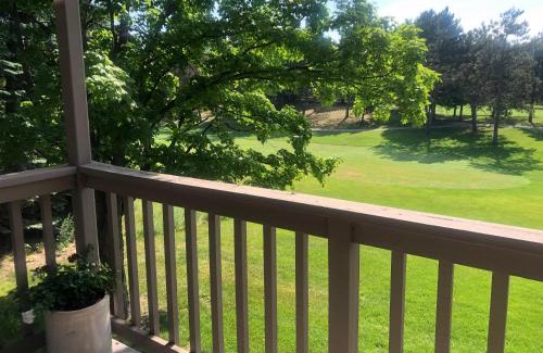Acme House | Golf View