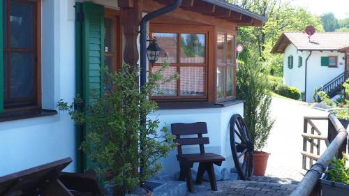 Haarbach Apartment | Golfchalet Uttlau