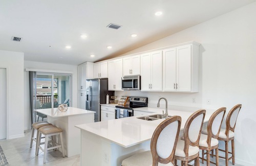 Immokalee Condo | Golfer's Paradise in BRAND NEW Luxurious Condo - GOLF INCLUDED +Golf Cart Option