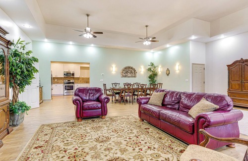 Cedartown Apartment | Golfer's Paradise: Meadow Lakes Manor Retreat!