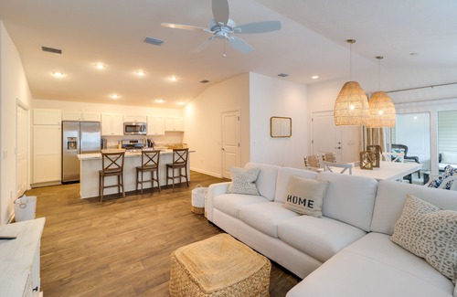 Wildwood House | Golfer's Paradise: Pet-Friendly Home in Wildwood