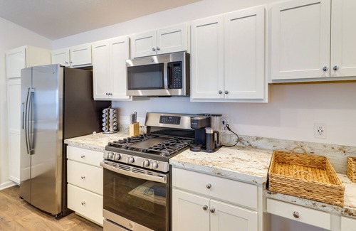 Wildwood House | Golfer's Paradise: Pet-Friendly Home in Wildwood