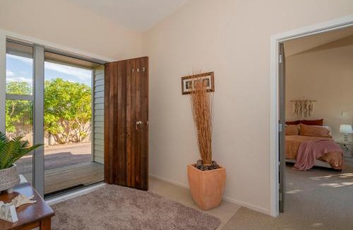 Matarangi House | Golfers and Beach Lovers Dream - Matarangi House
