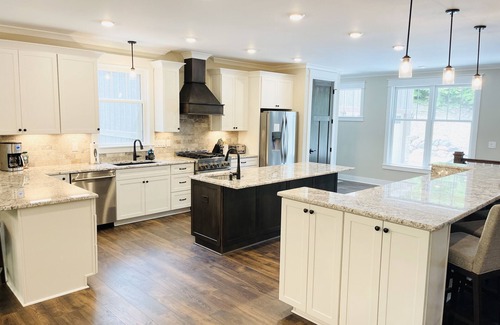 Boyne City House | Golfers and Skiers Delight! Amenities galore in Boyne Mountain ski in/out fast!