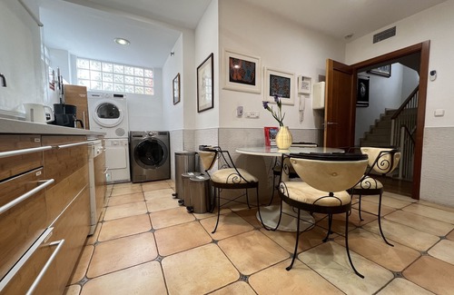 Marbella Villa | Golfers & Beach Villa with heated pool