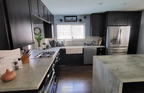 Sabre Springs House | Golfers Paradise With Heated Salt Water Pool & Sauna