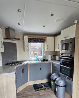 Wisbech Apartment | Golfing & Family Breaks in Luxury Lodge