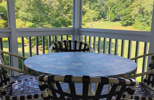 Franklin House | GOLFING GETAWAY RIGHT ON THE GREEN!! SLEEPS 4 ADULTS