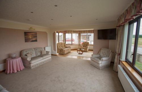 Buckie House | GOLFVIEW 4