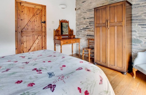 Whitland Other | Golwg y Mynydd in the beautiful Whitland