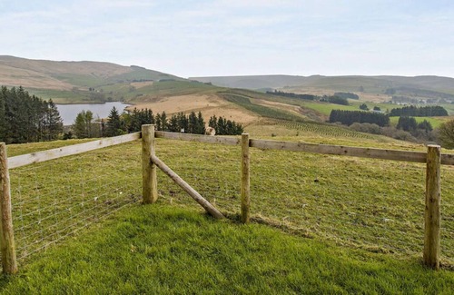 Ponterwyd Ski Chalet | Golygfa Dinas in Aberystwyth