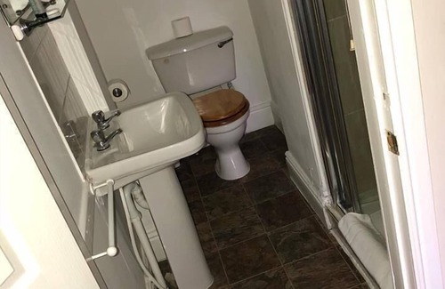 Gomersal House | Gomersal Lodge Hotel