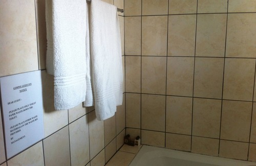 Nata House | Gomwe Guest Inn