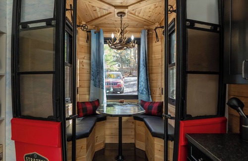 Lake Harmony Estates Cabin | Gondola34 - Poconos most unique tiny cabin! Last minute opening 9-29 to 10-3!