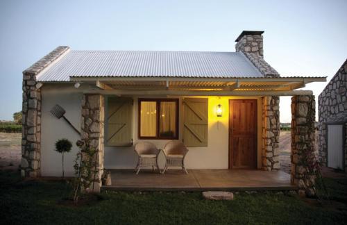 Strampriet Cabin | Gondwana Kalahari Farmhouse