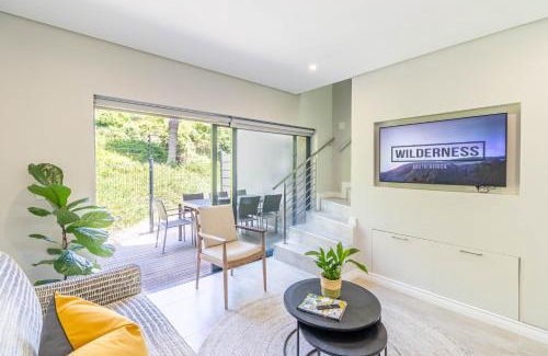 Wilderness Apartment | Gone Coastal - Air-Conditioned - Walk to the Beach