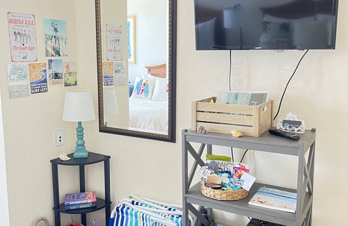 Ortona Park Resort | ~ Gone COASTAL ~ Modern ~ BEAUTIFUL ~ OCEAN VIEW Condo!