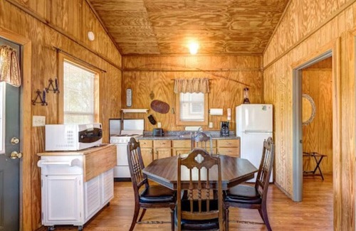 Uvalde House | Gone Fishin' Cabin at Lightning Bug Springs