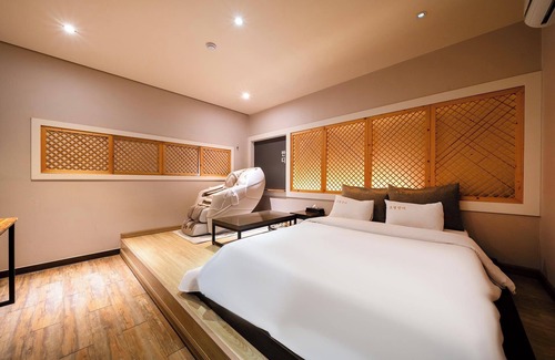 Gongju Hotel | Gongju Hotel Bandi