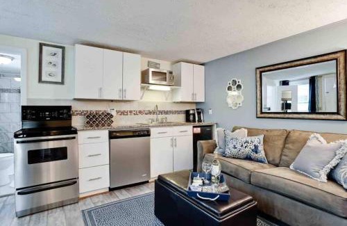 Englewood House | Good After Milton -free Kayaks! Steps To Beach-bb
