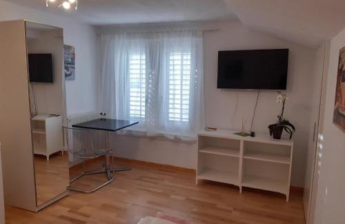 Reiden House | Good Bed Reiden