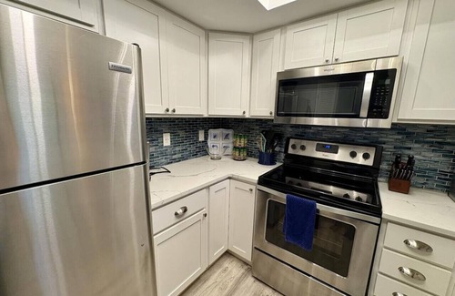 Jose's Hideaway House | Good Day Sunshine Townhome in Safety Harbor