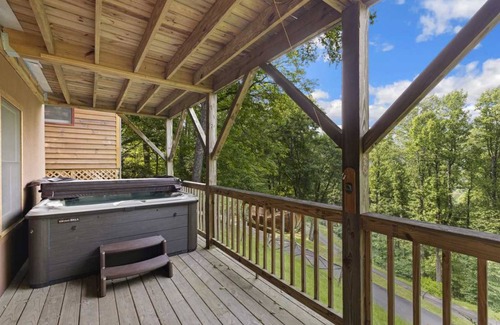 Boone Cabin | Good Dog Dreams