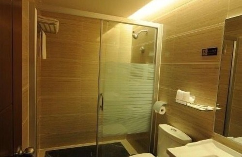 Renhezhen Hotel | Good East hotel