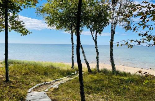 Good Hart House | Good Hart Lakehouse