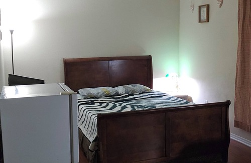 Lancaster House | Good Room 1