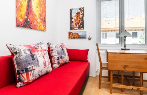 Prague 18 Apartment | Good Spirit Apartment Letnany Prague