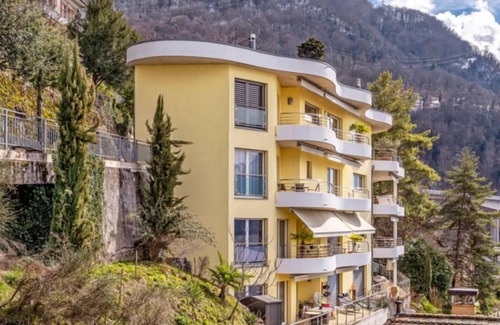 Territet Apartment | Good standing and panoramic view of Lake Leman
