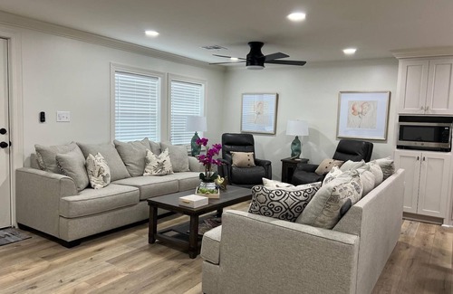 Chauvin House | Good Times on 56