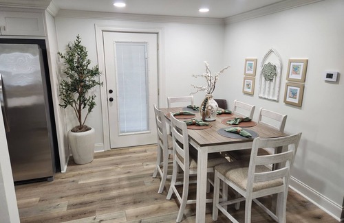 Chauvin House | Good Times on 56