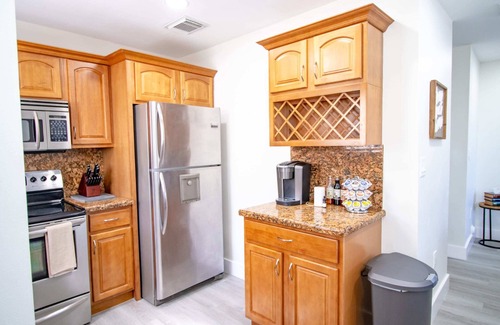 Cutler Bay House | Good Vibes Oasis, 2 Story Townhome in Cutler Bay