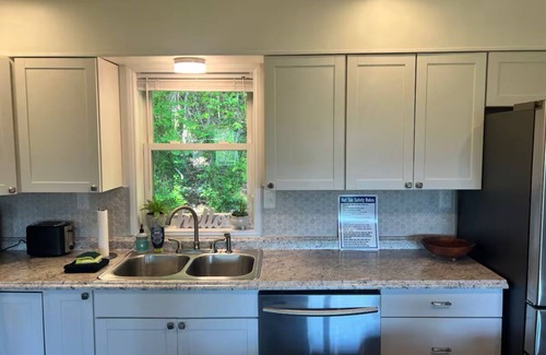 Stanton House | Good Vibes Only: Red River Gorge! Large Game Room! Hot Tub!