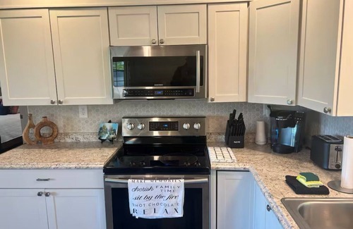 Stanton House | Good Vibes Only: Red River Gorge! Large Game Room! Hot Tub!