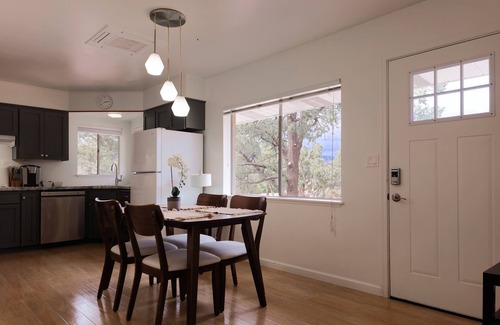 Sedona Condo | Good Vibes &Views, Pet-Friendly Upper Level Duplex