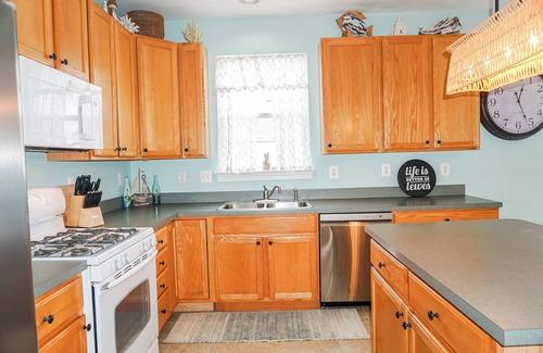 Villages of Five Points House | GOOD VIBES VILLA | 4 Bed, 2.5 Bath