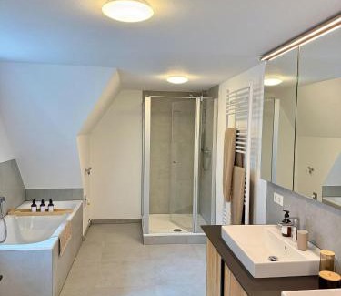 Freudenstadt Apartment | Good Wood Apartment - Modernes Fachwerk am Marktplatz in Freudenstadt
