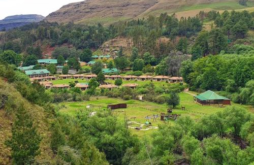 Drakensberg Gardens Ski Chalet | Gooderson Leisure Riverbend Chalets Self Catering and Timeshare Gold Crown Resort