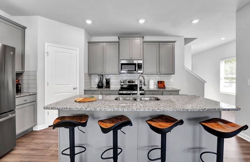 Red Oak House | GoodLiving Atlanta: Family Getaway "Pets Welcome"
